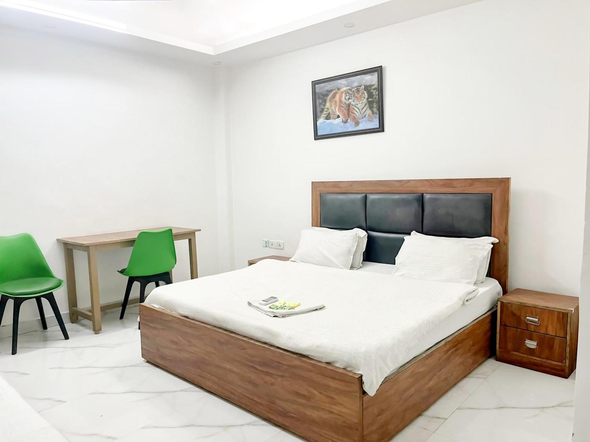 Classic Nizamudinn Railway Station Hotel 3*